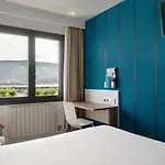 Parma Szálloda 2*